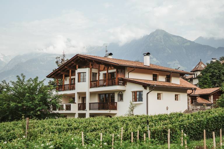 Der Dornerhof in Meran Seitenansicht
